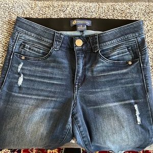 Democracy Absolution jeans. Size 8. Stretch waistband. Distressed. Skinny fit.